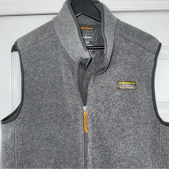 L.L. Bean Charcoal Mountain Classic Fleece Vest - Picture 3 of 5